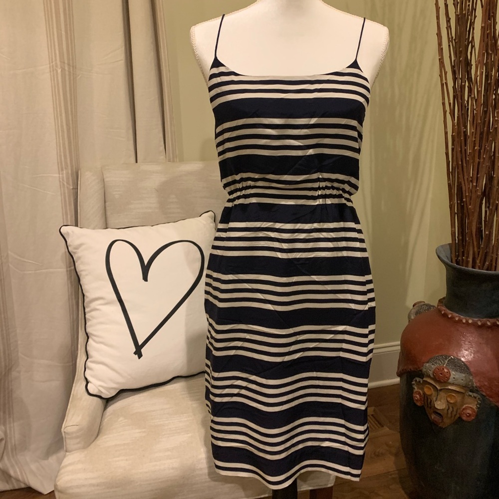 J crew 100% silk dress 💙